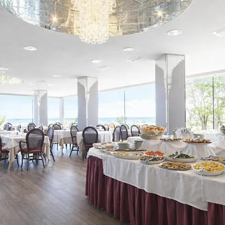 Hotel Regina in spiaggia-3
